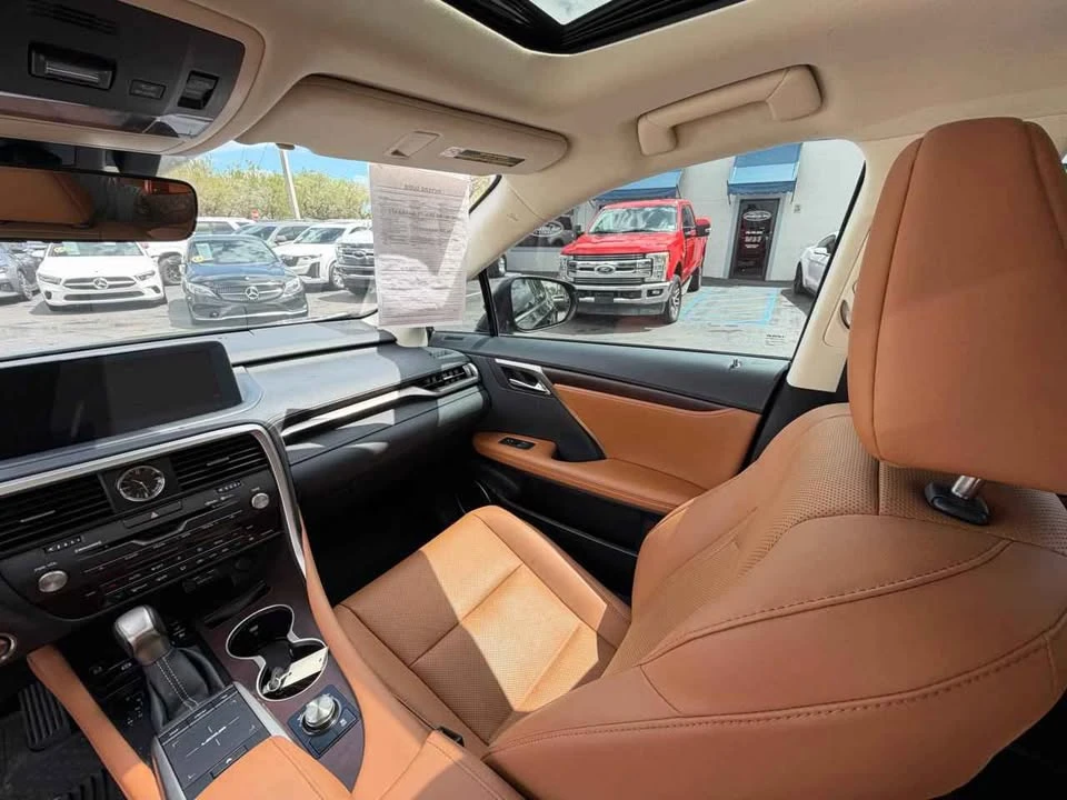 2022 Lexus RX 4th Gen - Image 12 of 19
