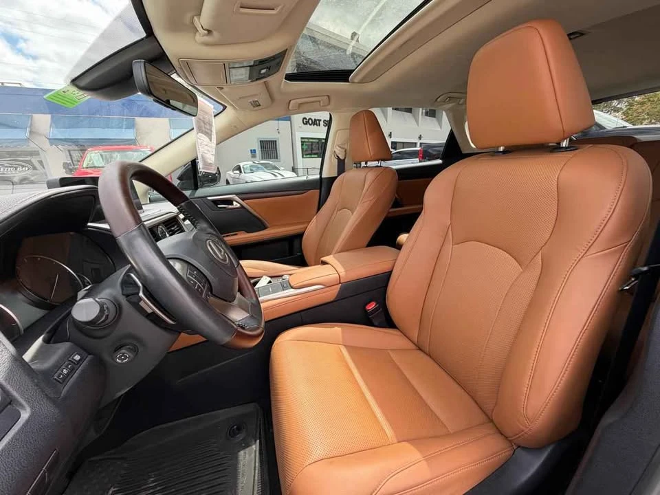 2022 Lexus RX 4th Gen - Image 8 of 19
