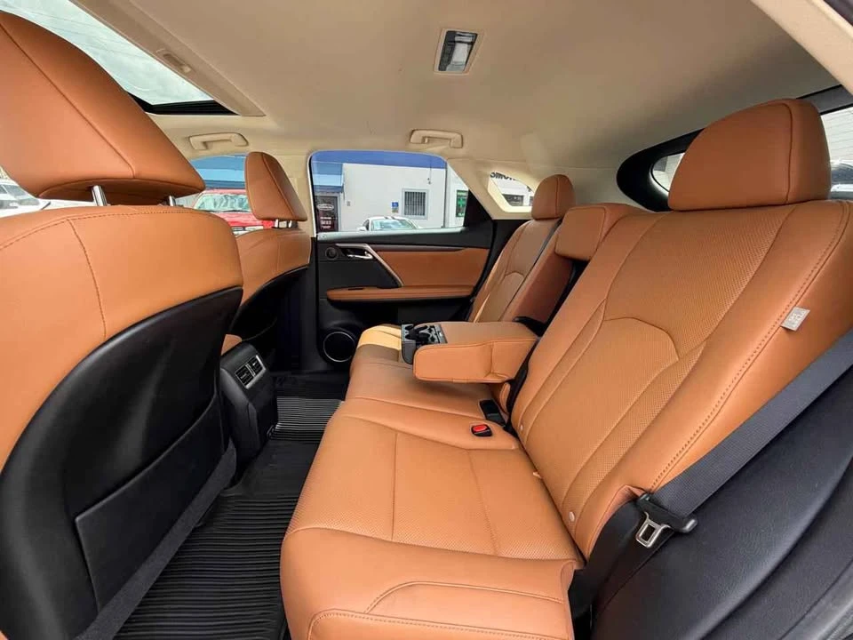 2022 Lexus RX 4th Gen - Image 11 of 19