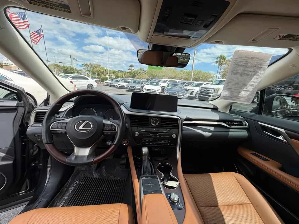 2022 Lexus RX 4th Gen - Image 13 of 19