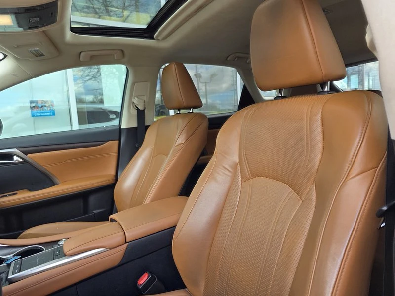 2022 Lexus RX 4th Gen - Image 11 of 13