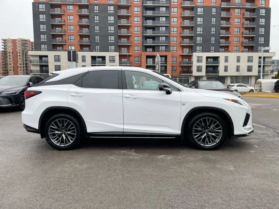 2022 Lexus RX 4th Gen - Image 16 of 18
