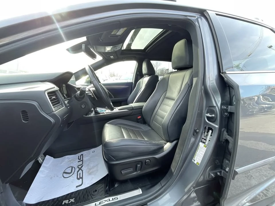 2022 Lexus RX 4th Gen - Image 19 of 20