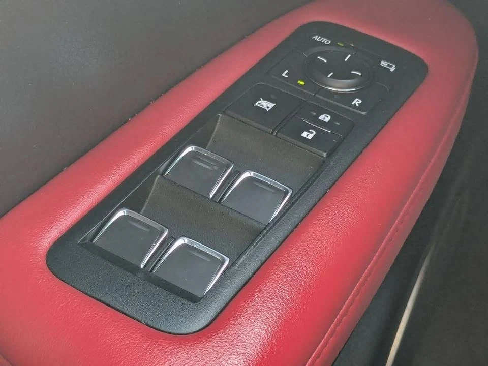 2022 Lexus RX 4th Gen - Image 13 of 19
