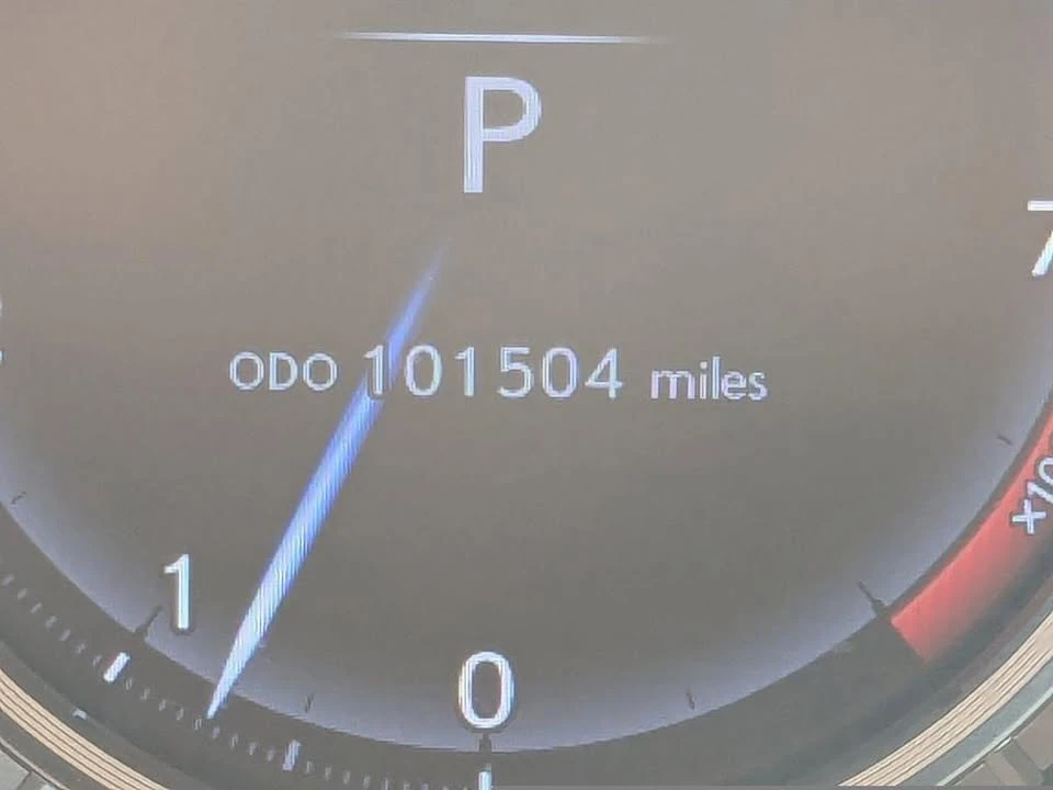 2022 Lexus RX 4th Gen - Image 15 of 19