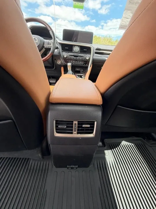 2022 Lexus RX 4th Gen - Image 14 of 20