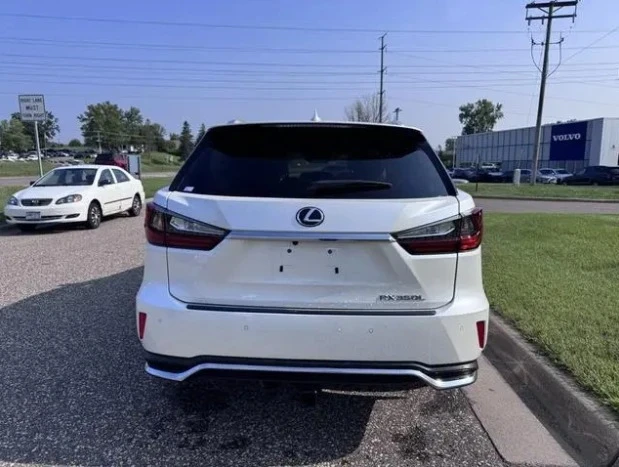 2022 Lexus RX 4th Gen - Image 2 of 8