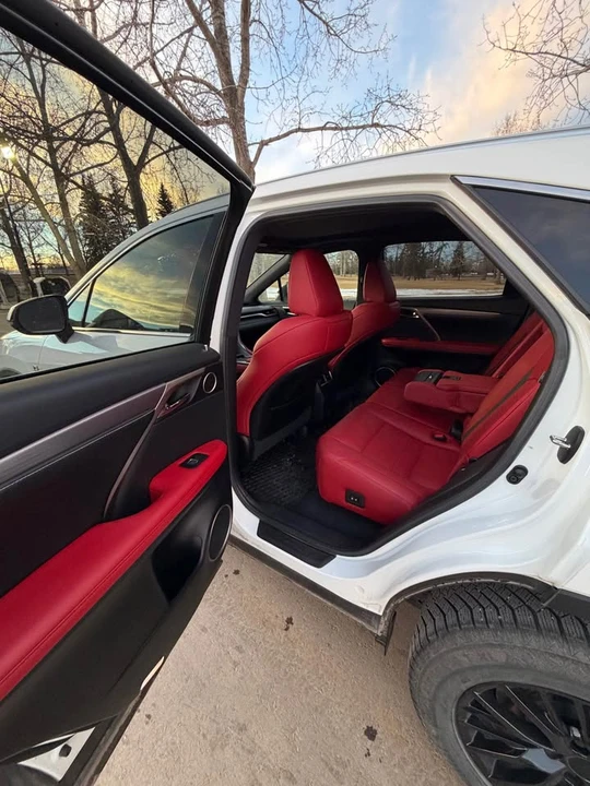 2022 Lexus RX 4th Gen - Image 9 of 10