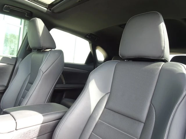 2022 Lexus RX 4th Gen - Image 12 of 20