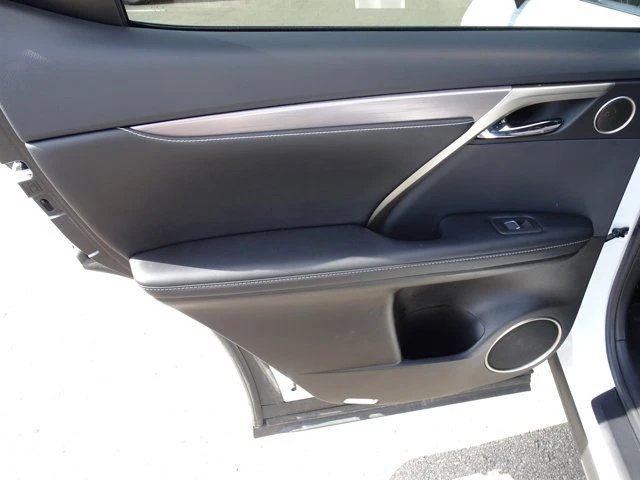 2022 Lexus RX 4th Gen - Image 18 of 20