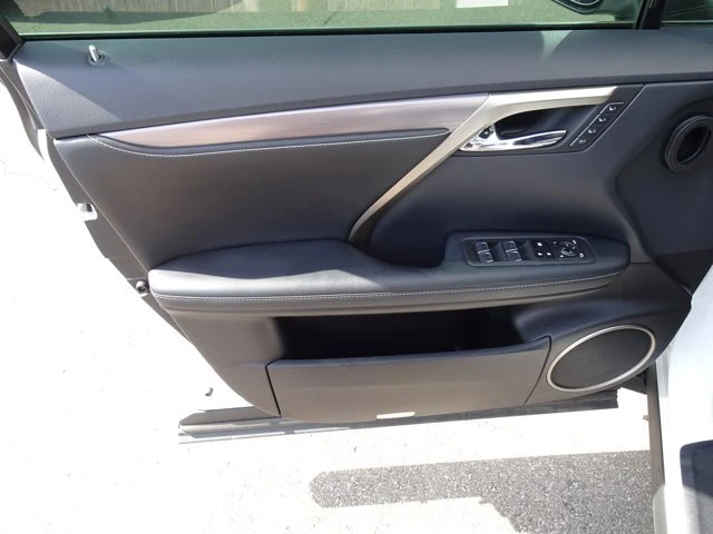 2022 Lexus RX 4th Gen - Image 15 of 20