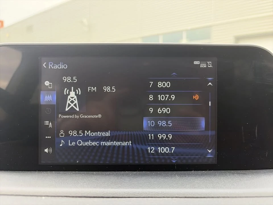 2022 Lexus RX 4th Gen - Image 14 of 20
