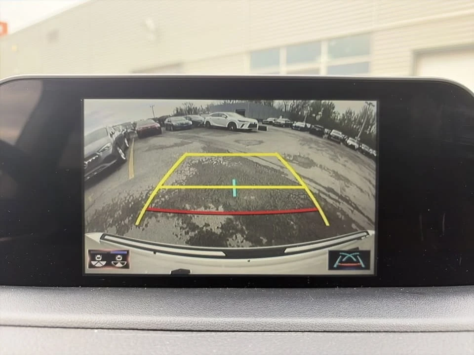 2022 Lexus RX 4th Gen - Image 15 of 20