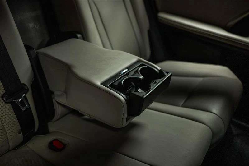 2022 Lexus RX 4th Gen - Image 13 of 20