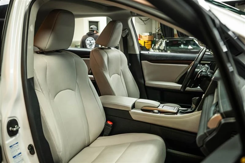 2022 Lexus RX 4th Gen - Image 15 of 20
