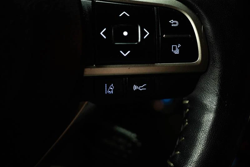 2022 Lexus RX 4th Gen - Image 19 of 20