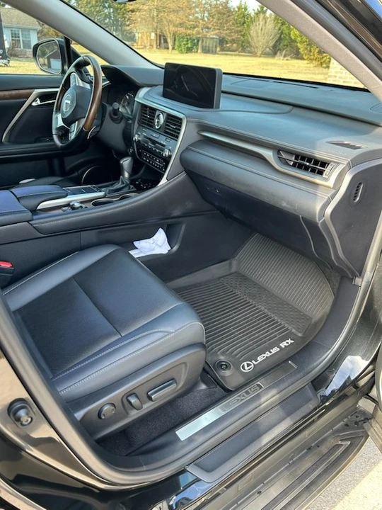 2022 Lexus RX 4th Gen - Image 9 of 20