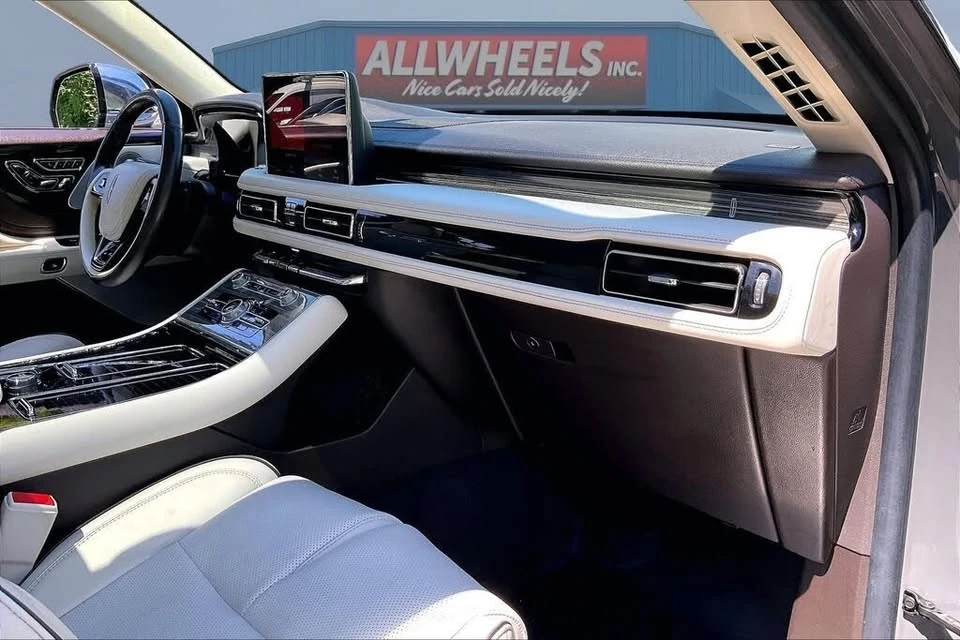 2022 Lincoln Aviator 2nd Gen - Image 16 of 20
