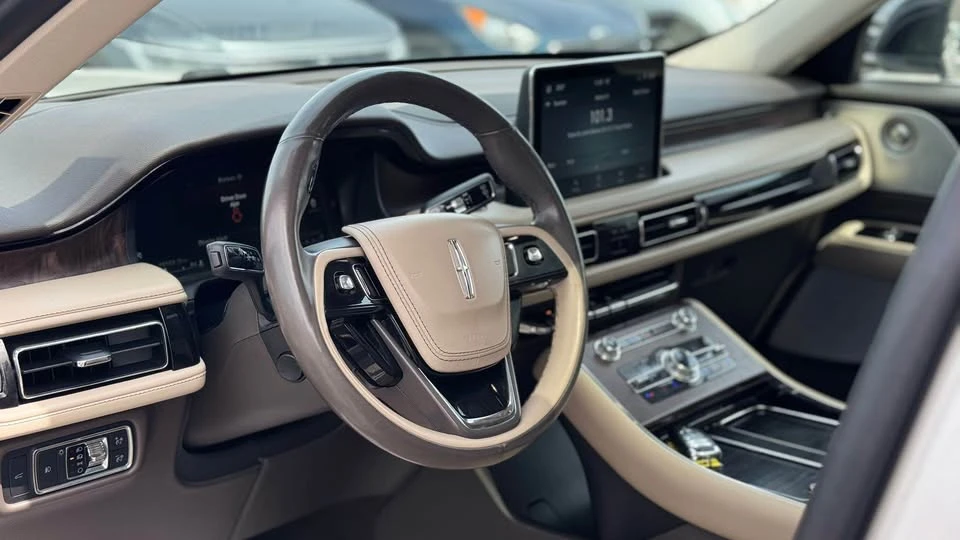 2022 Lincoln Aviator 2nd Gen - Image 11 of 20