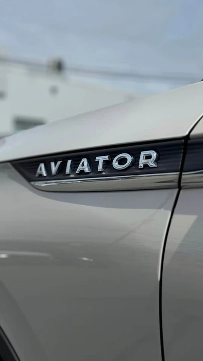 2022 Lincoln Aviator 2nd Gen - Image 9 of 20