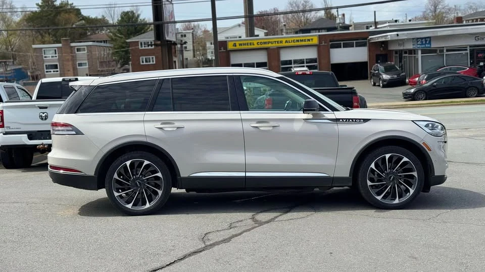 2022 Lincoln Aviator 2nd Gen - Image 5 of 20
