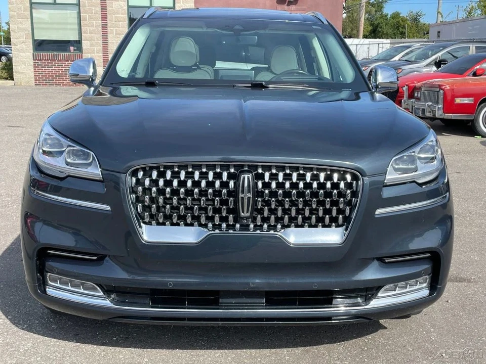 2022 Lincoln Aviator 2nd Gen - Image 2 of 12