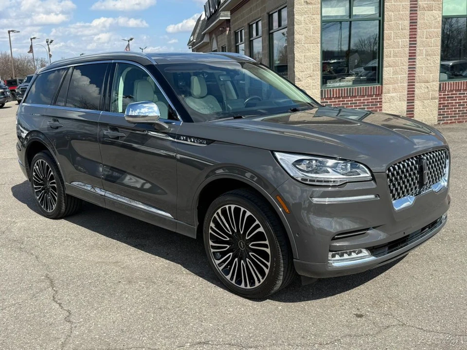 2022 Lincoln Aviator 2nd Gen - Image 3 of 12