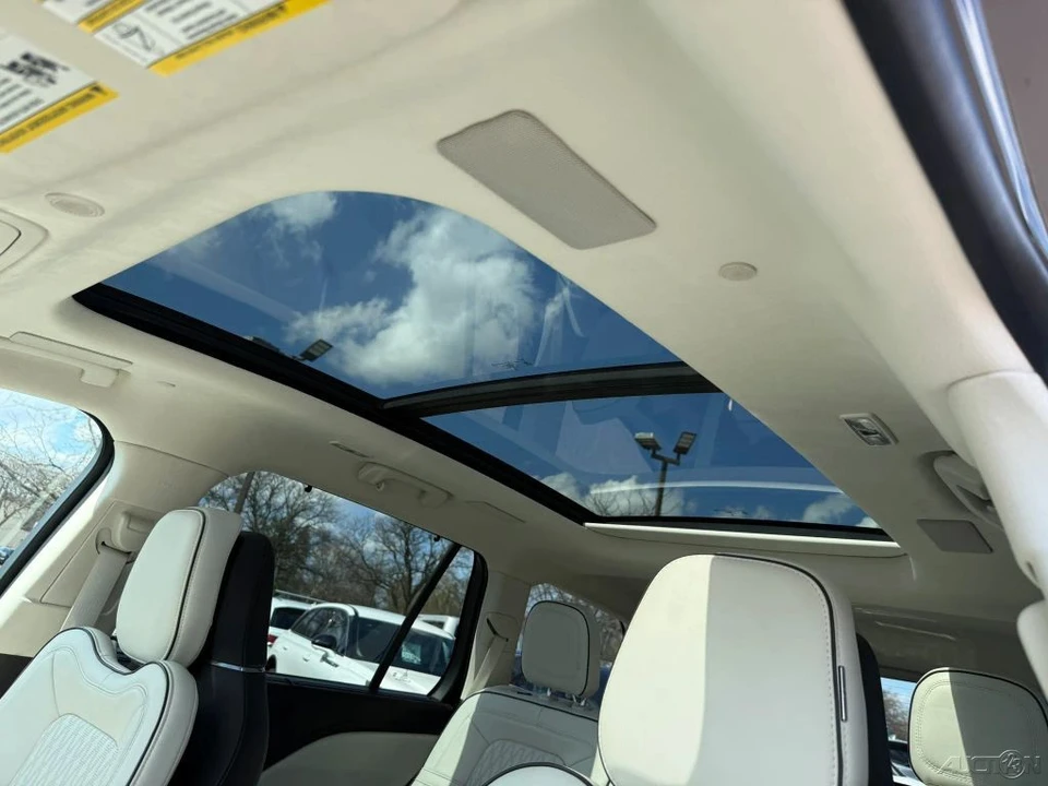 2022 Lincoln Aviator 2nd Gen - Image 11 of 12