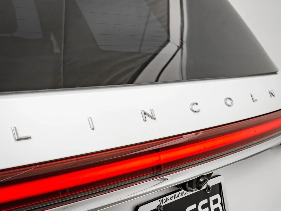 2022 Lincoln Aviator 2nd Gen - Image 17 of 21