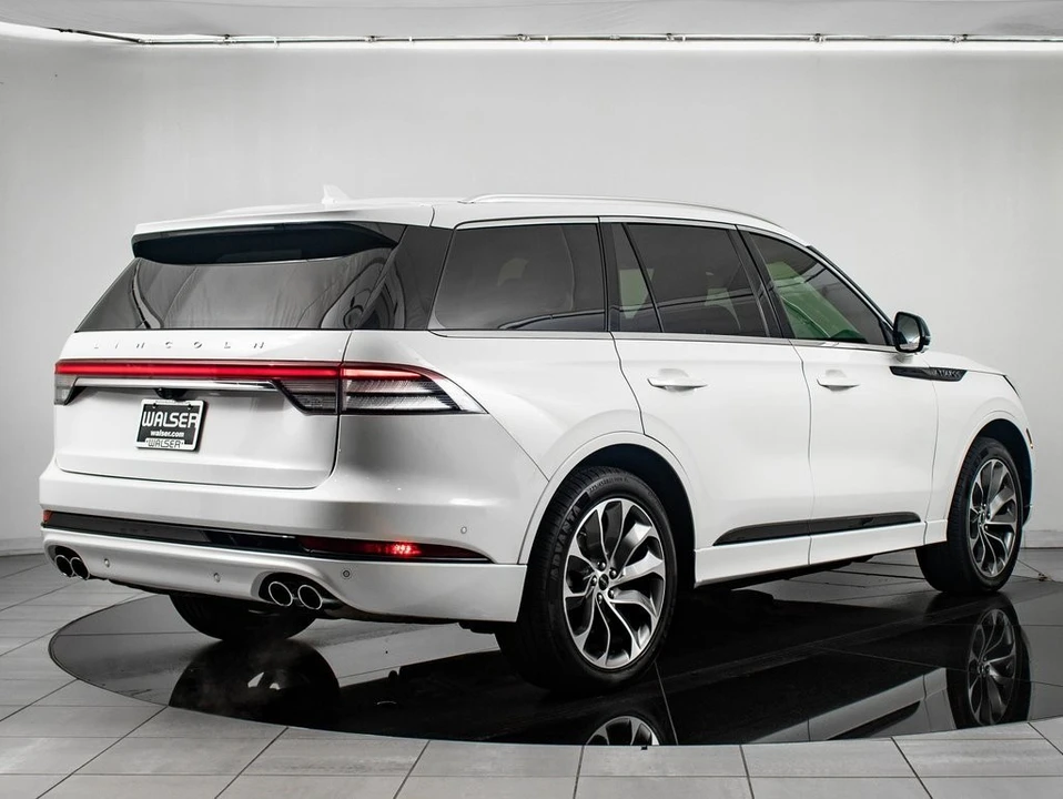2022 Lincoln Aviator 2nd Gen - Image 10 of 21