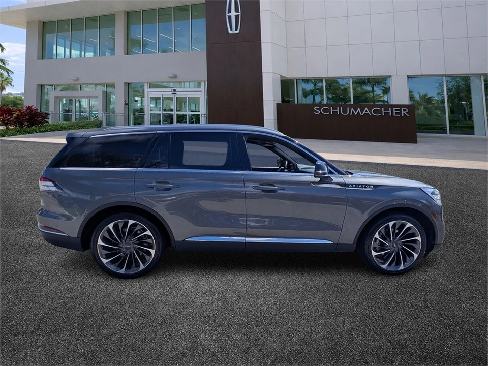 2022 Lincoln Aviator 2nd Gen - Image 8 of 12