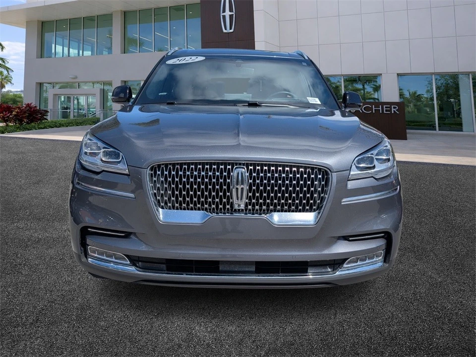 2022 Lincoln Aviator 2nd Gen - Image 2 of 12