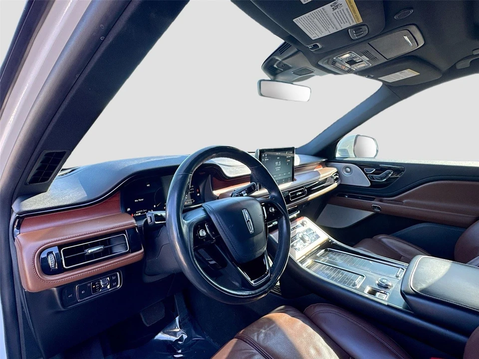 2022 Lincoln Aviator 2nd Gen - Image 9 of 21