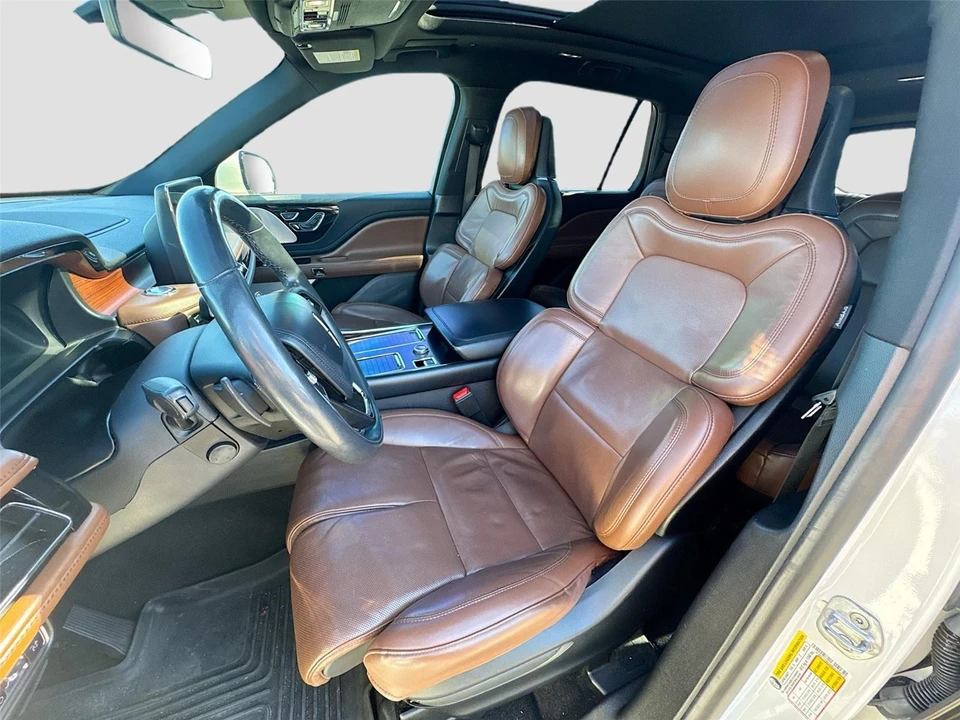 2022 Lincoln Aviator 2nd Gen - Image 17 of 19