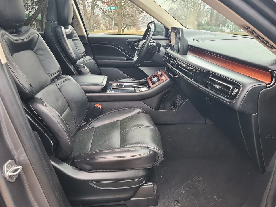 2022 Lincoln Aviator 2nd Gen - Image 17 of 21