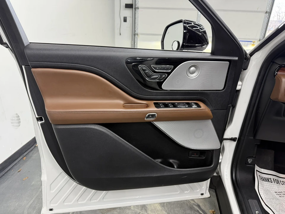 2022 Lincoln Aviator 2nd Gen - Image 12 of 21