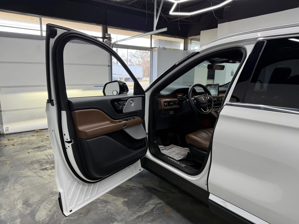 2022 Lincoln Aviator 2nd Gen - Image 11 of 21