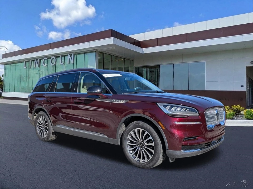 2022 Lincoln Aviator 2nd Gen - Image 2 of 21
