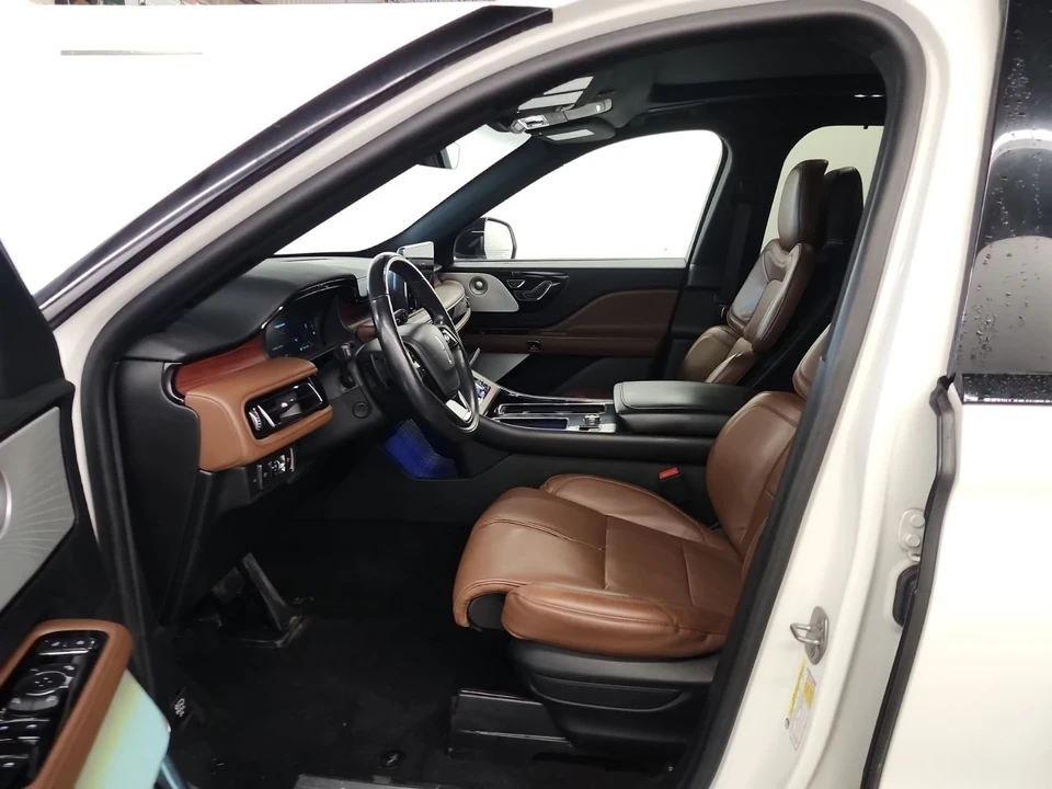 2022 Lincoln Aviator 2nd Gen - Image 11 of 17