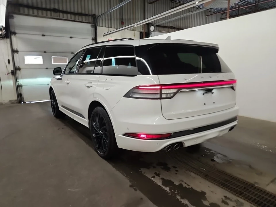 2022 Lincoln Aviator 2nd Gen - Image 8 of 17