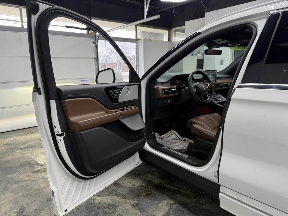 2022 Lincoln Aviator 2nd Gen - Image 10 of 21