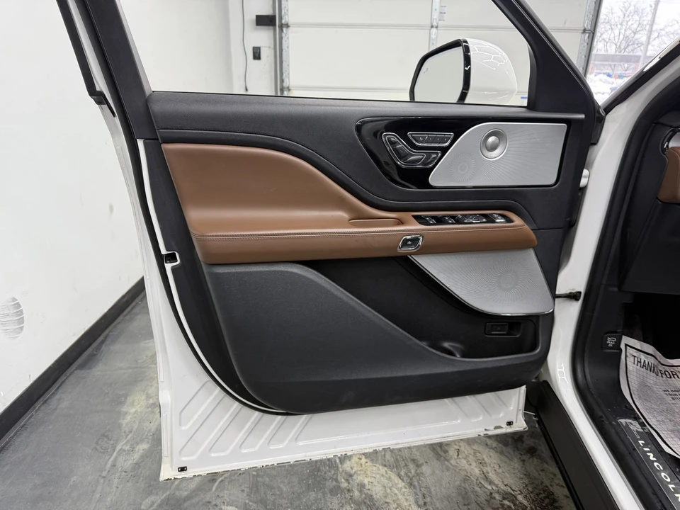 2022 Lincoln Aviator 2nd Gen - Image 11 of 21