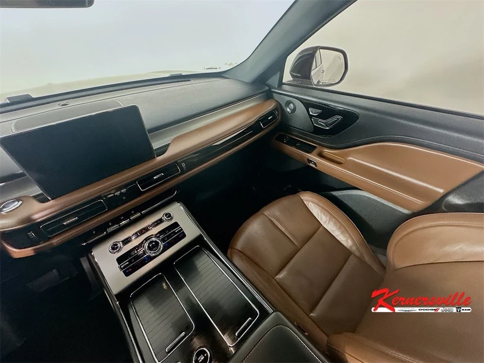 2022 Lincoln Aviator 2nd Gen - Image 11 of 21