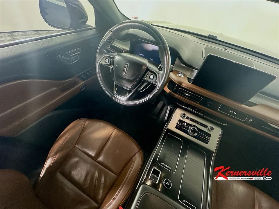 2022 Lincoln Aviator 2nd Gen - Image 9 of 12
