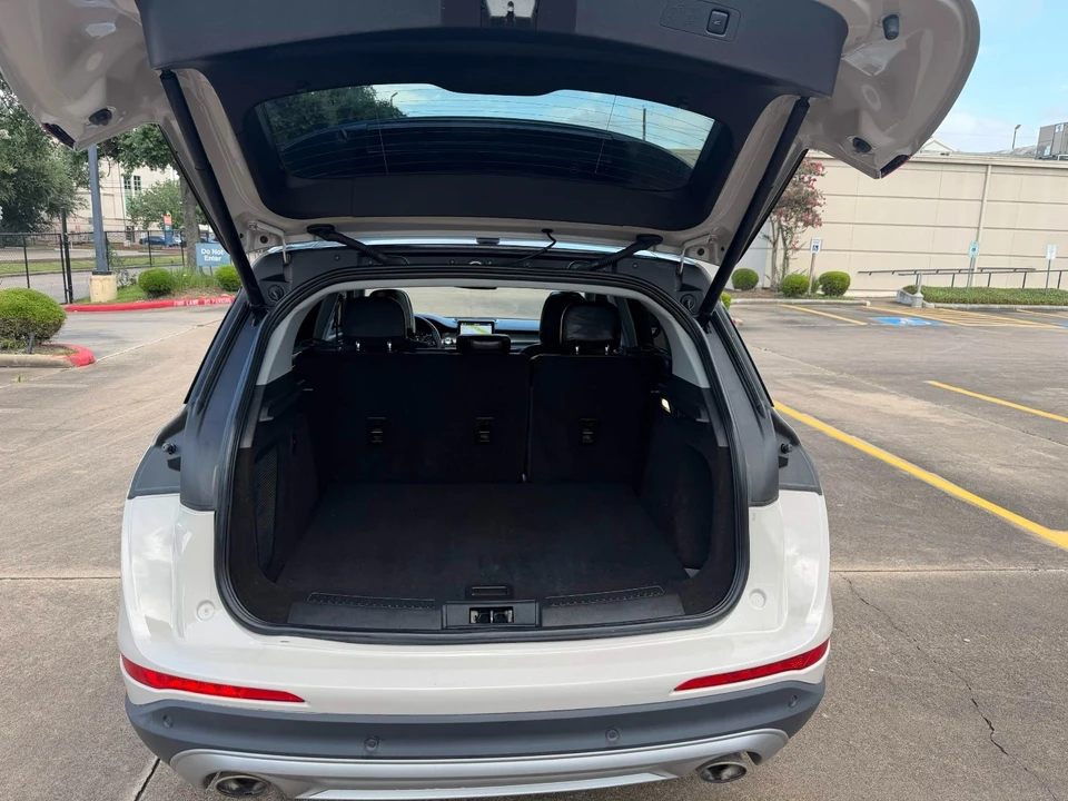 2022 Lincoln Corsair - Image 15 of 31