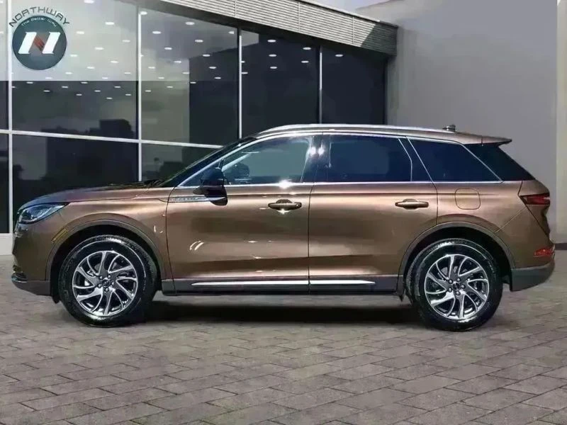 2022 Lincoln Corsair - Image 2 of 12