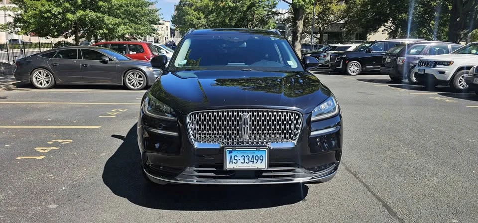 2022 Lincoln Corsair - Image 2 of 15