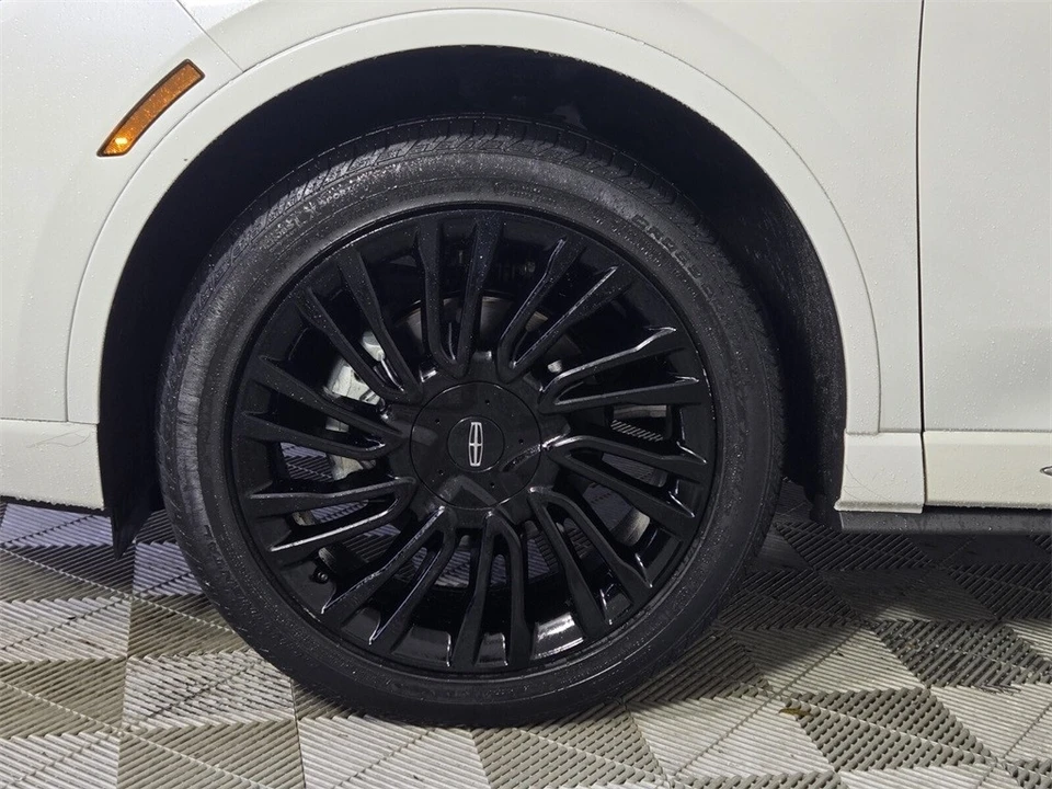 2022 Lincoln Corsair - Image 5 of 12