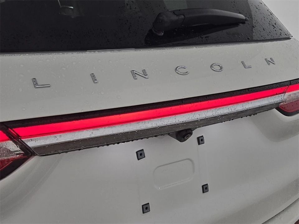 2022 Lincoln Corsair - Image 13 of 21