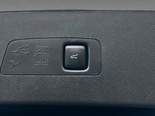 2022 Lincoln Corsair - Image 12 of 12